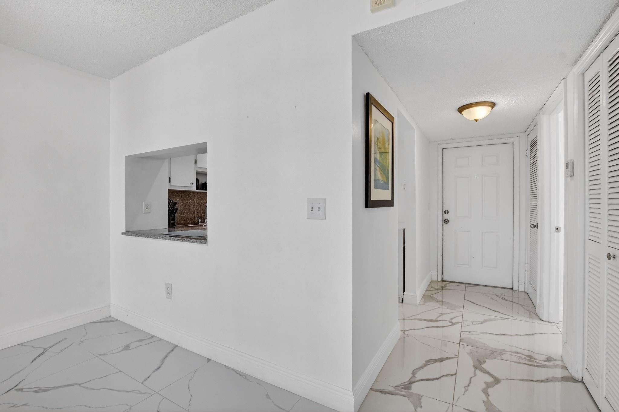 9872 Marina Boulevard, Unit 1433 Boca Raton, FL 33428 - Photo 4 of 40 Photo 4