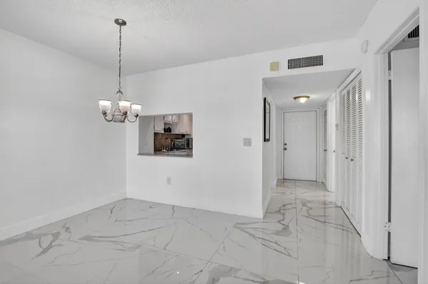 $129,900 | 9872 Marina Boulevard, Unit 1433, Boca Raton, FL 33428