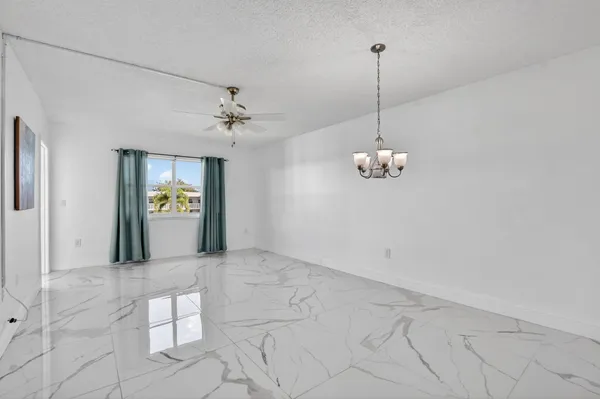 $129,900 | 9872 Marina Boulevard, Unit 1433, Boca Raton, FL 33428