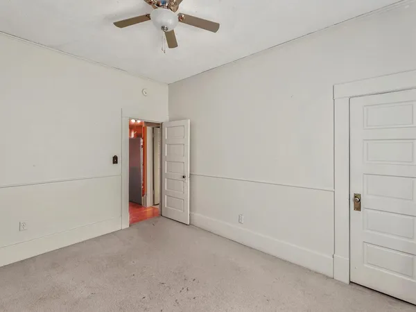 $160,000 | 319 South Pine Street, Newton, KS 67114