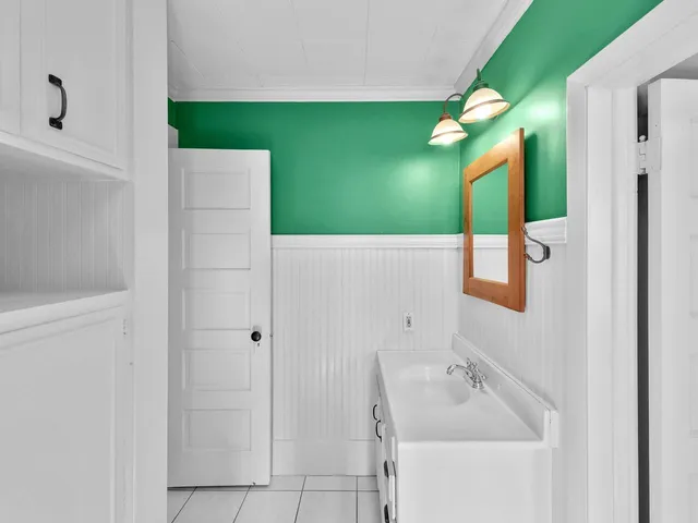 $160,000 | 319 South Pine Street, Newton, KS 67114