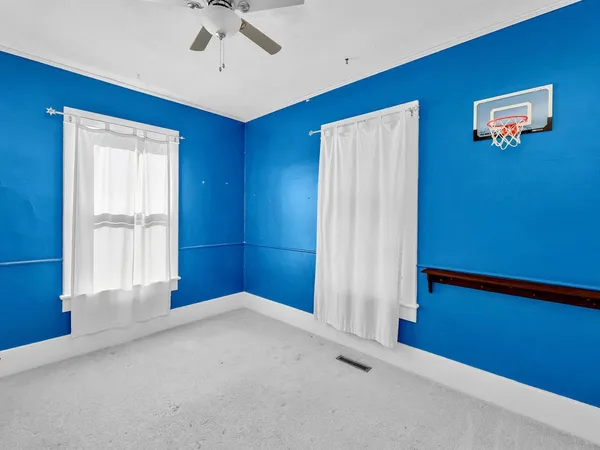 $160,000 | 319 South Pine Street, Newton, KS 67114