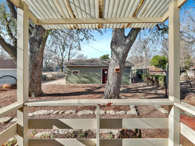 $160,000 | 319 South Pine Street, Newton, KS 67114