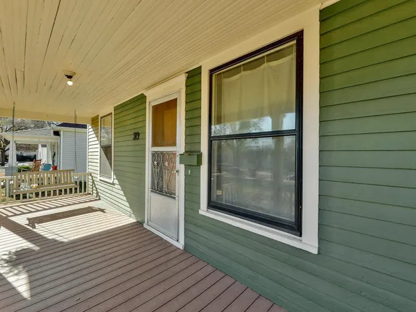 $160,000 | 319 South Pine Street, Newton, KS 67114