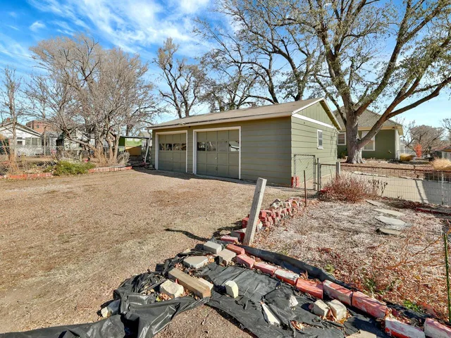 $160,000 | 319 South Pine Street, Newton, KS 67114