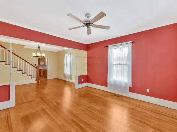 $160,000 | 319 South Pine Street, Newton, KS 67114