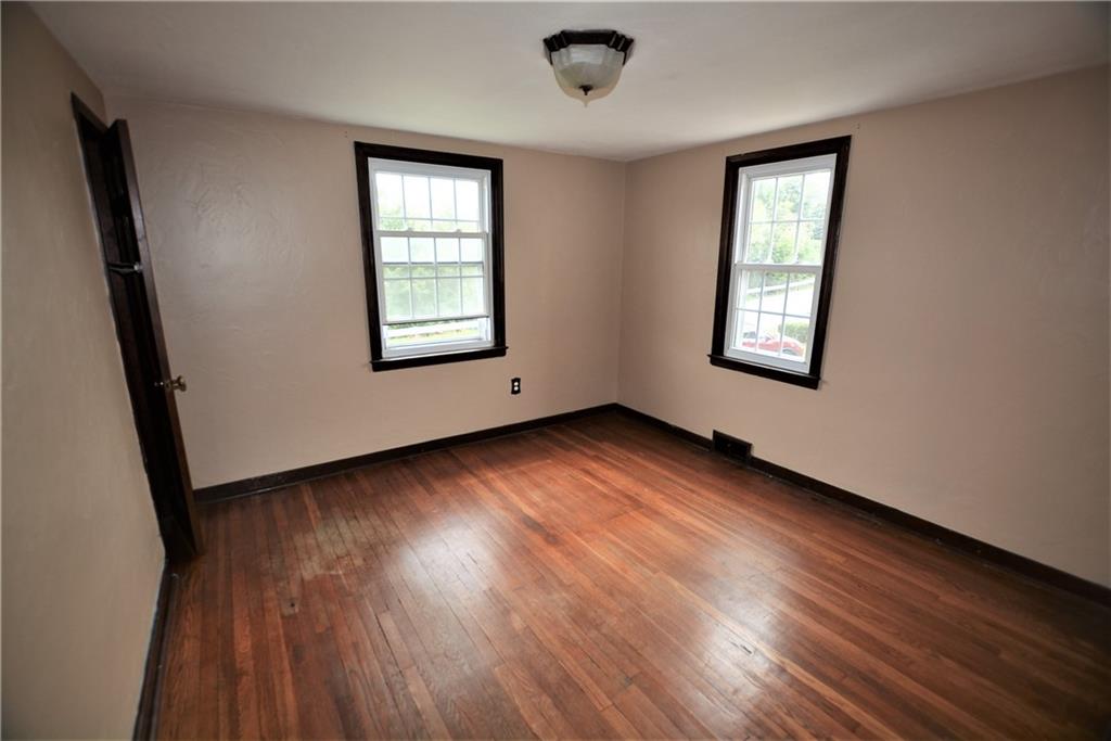 315 Hoffman Road Pittsburgh, PA 15212 - Photo 15 of 24 Gallery Image 15
