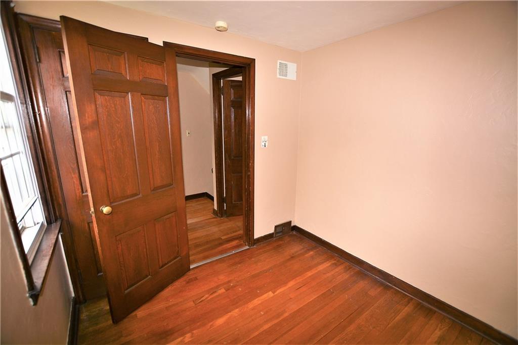 315 Hoffman Road Pittsburgh, PA 15212 - Photo 19 of 24 Gallery Image 19