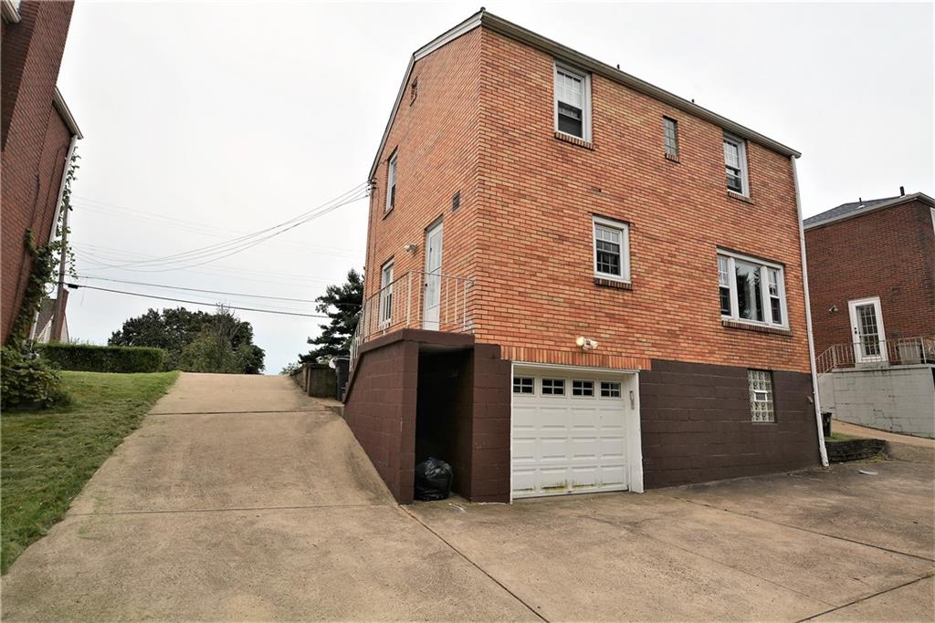 315 Hoffman Road Pittsburgh, PA 15212 - Photo 23 of 24 Gallery Image 23