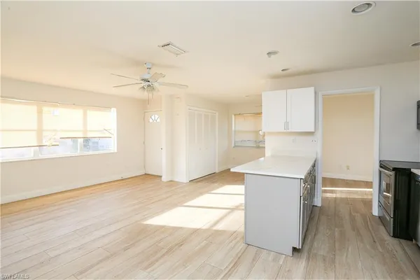 $1,850 | 521 96th Avenue North, Unit B, Naples, FL 34108