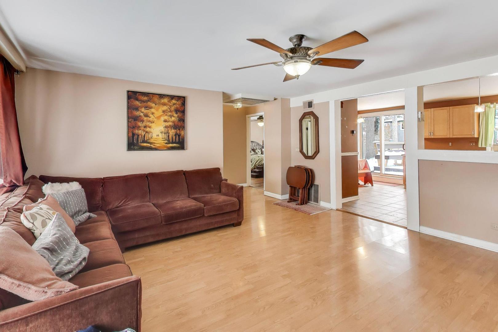 440 West Meadow Avenue Lombard, IL 60148 - Photo 3 of 14