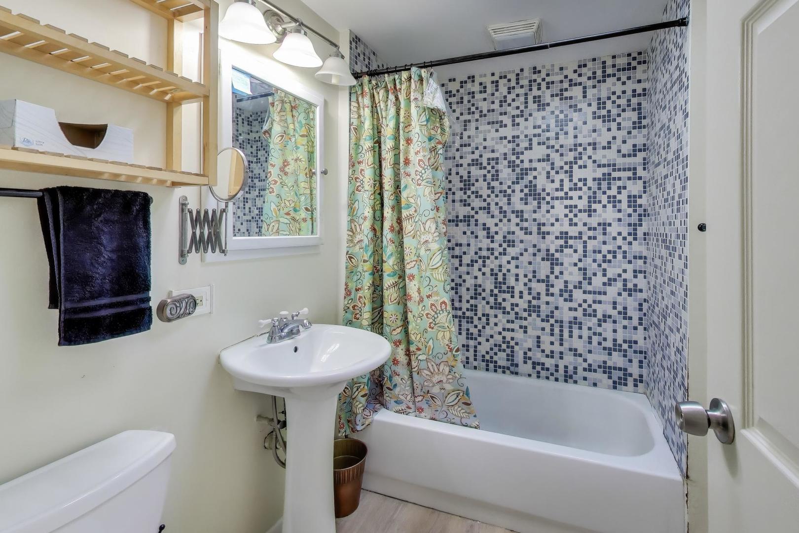 440 West Meadow Avenue Lombard, IL 60148 - Photo 6 of 14