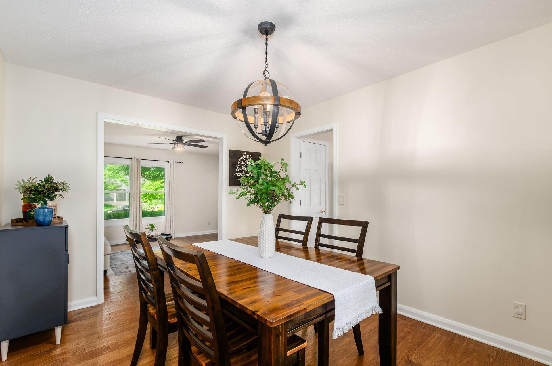 818 Hensel Woods Road Columbus, OH 43230 - Photo 11 of 45
