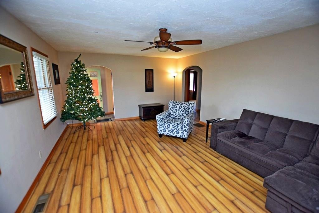 308 Pearl Street Pendleton, IN 46064 - Photo 6 of 24 Gallery Image 6