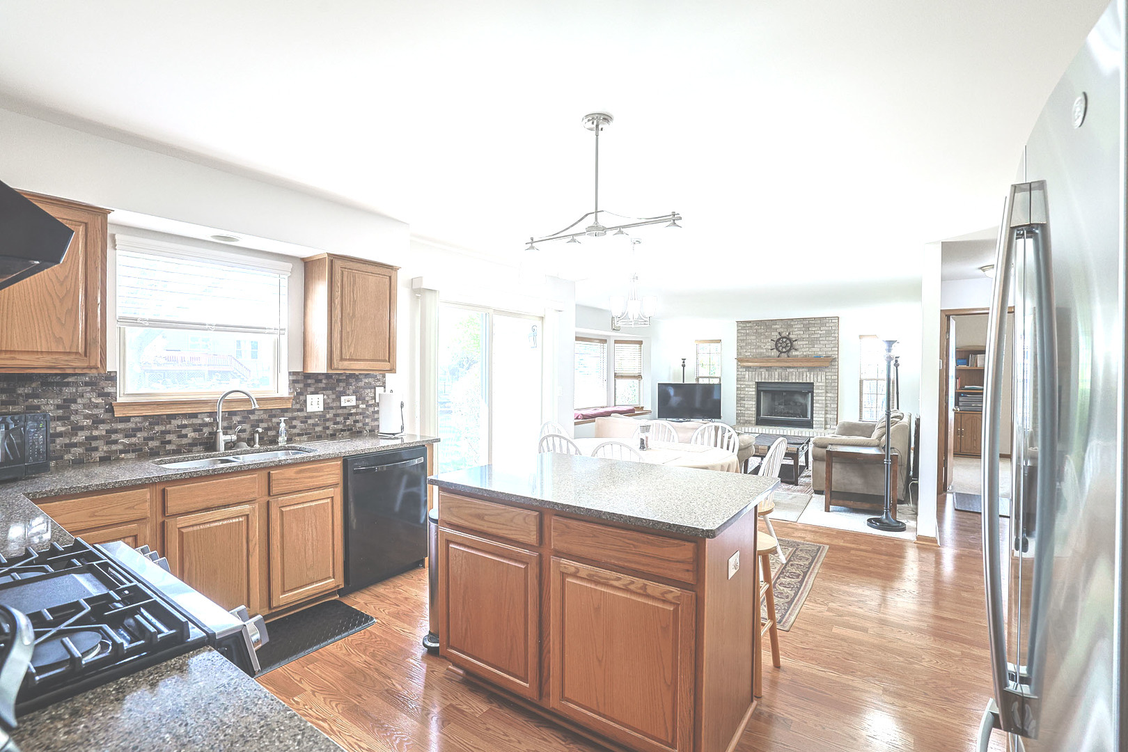 3080 Wagner Road Aurora, IL 60502 - Photo 8 of 31