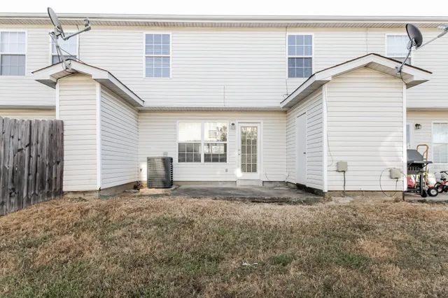 $1,585 | 969 Evie Ann Lane, La Vergne, TN 37086