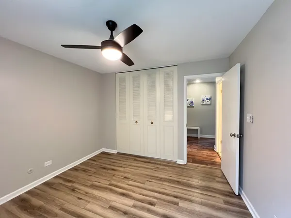 $2,050 | 703 Falcon Drive, Unit C102, Arlington Heights, IL 60005