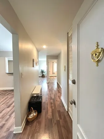 $2,050 | 703 Falcon Drive, Unit C102, Arlington Heights, IL 60005