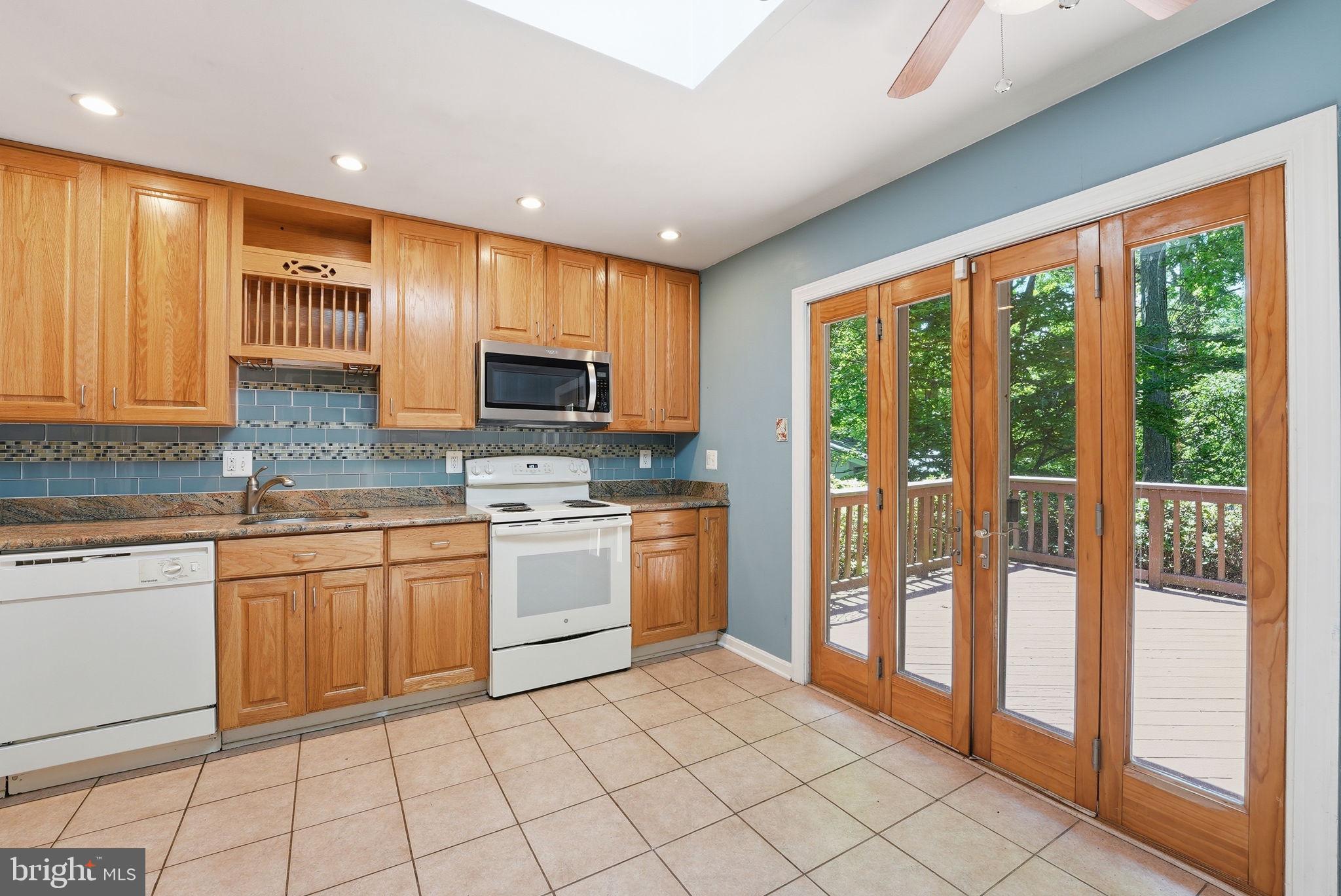 8609 Woodview Drive Springfield, VA 22153 - Photo 10 of 24