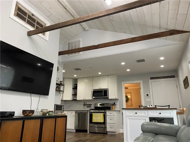 $1,250 | 1108 North Arnoult Road, Metairie, LA 70001