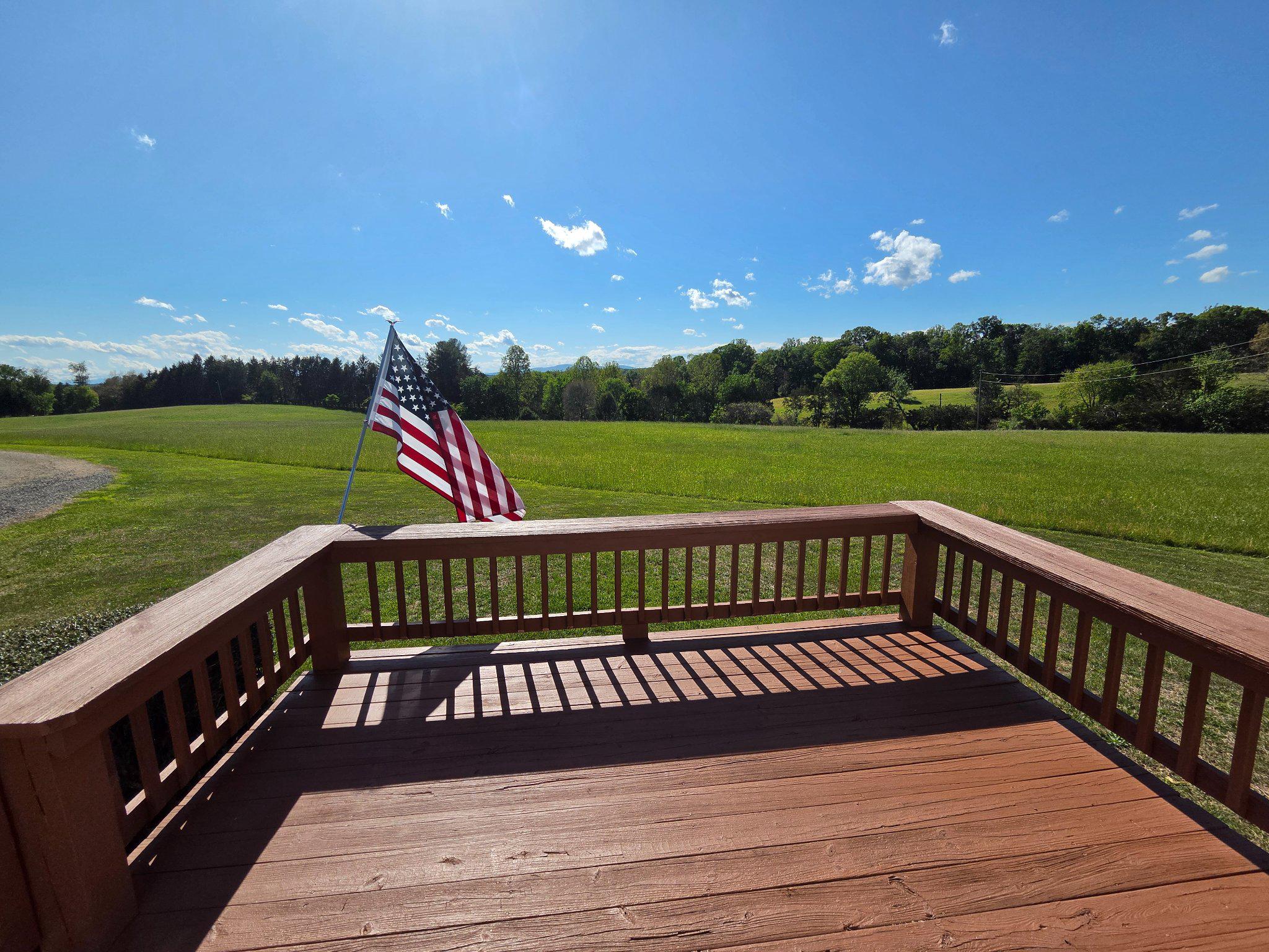 9471 Conde Road Marshall, VA 20115 - Photo 2 of 10 Mountain Views
