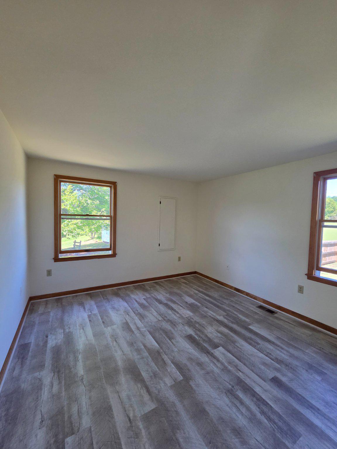 9471 Conde Road Marshall, VA 20115 - Photo 6 of 10 2nd Bedroom