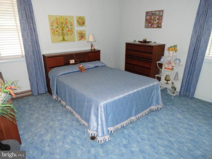 7825 Belgaro Road Laurel, MD 20723 - Photo 11 of 29 Bedroom (Master)