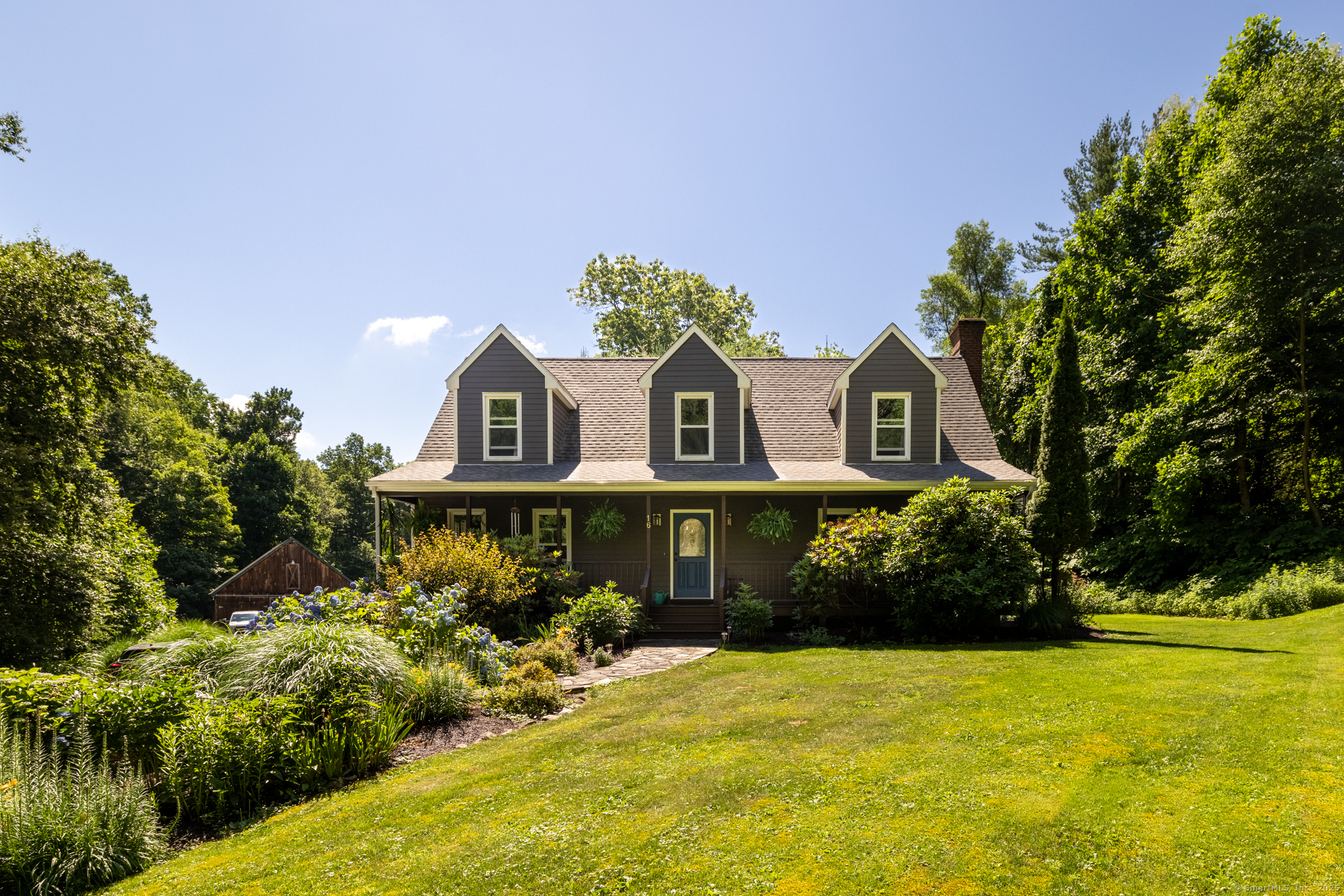 16 Osborne Hl Rd Extension Newtown, CT 06482 - Photo 1 of 1 Summertime Picture
