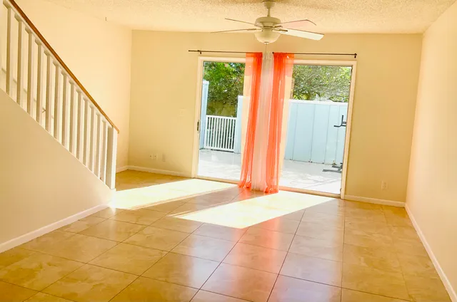 $2,500 | 6262 Riverwalk Lane, Unit 3, Jupiter, FL 33458