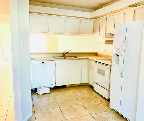 $2,500 | 6262 Riverwalk Lane, Unit 3, Jupiter, FL 33458