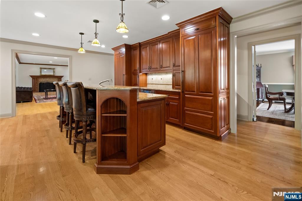 963 Huron Road Franklin Lakes, NJ 07417 - Photo 15 of 37 Gallery Image 15