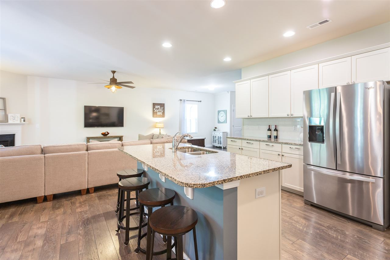 8139 Feldwig Place Raleigh, NC 27616 - Photo 13 of 30 Kitchen