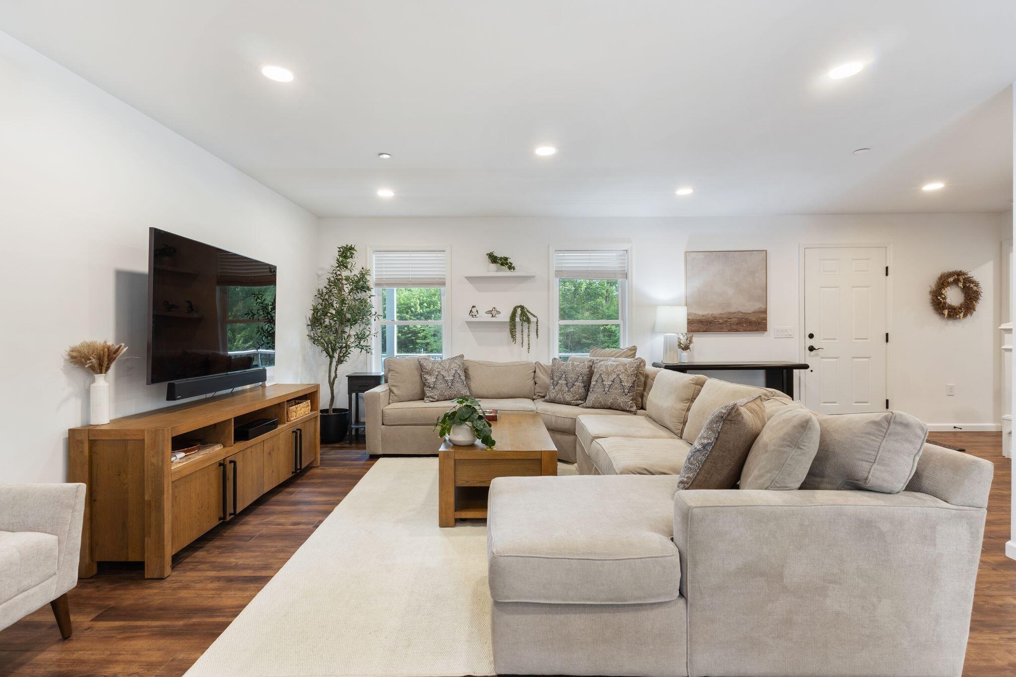 157 Brimstone Road Arundel, ME 04046 - Photo 16 of 85 Living Room