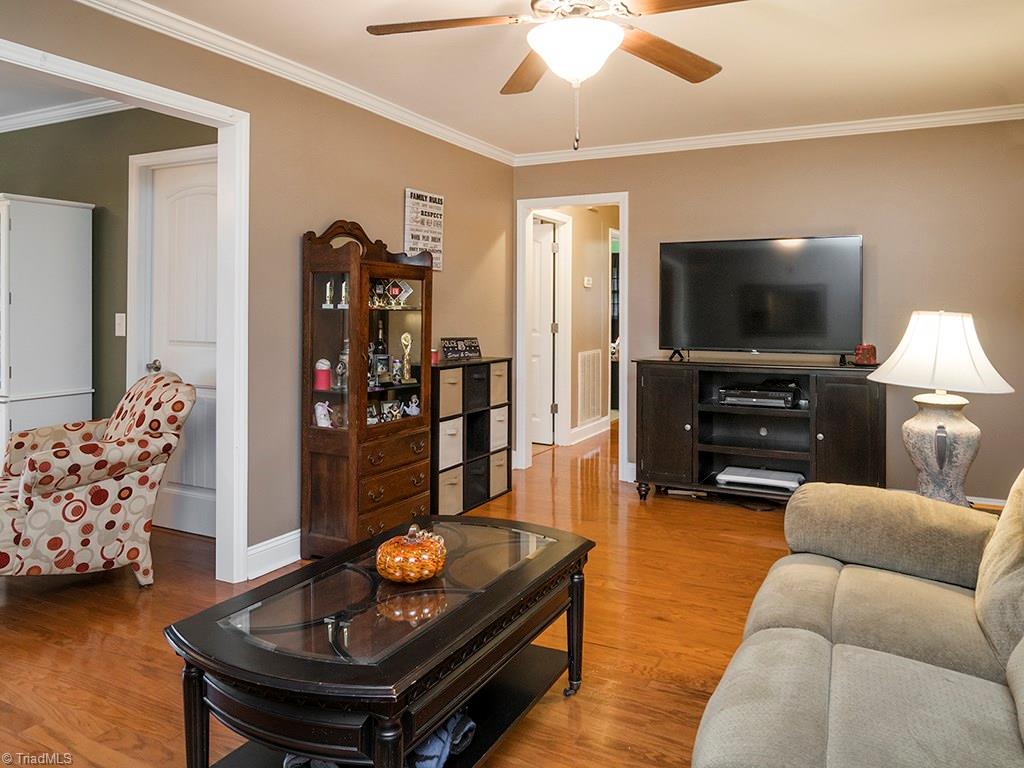 700 Sycamore Road Graham, NC 27253 - Photo 8 of 30 Gallery Image 8
