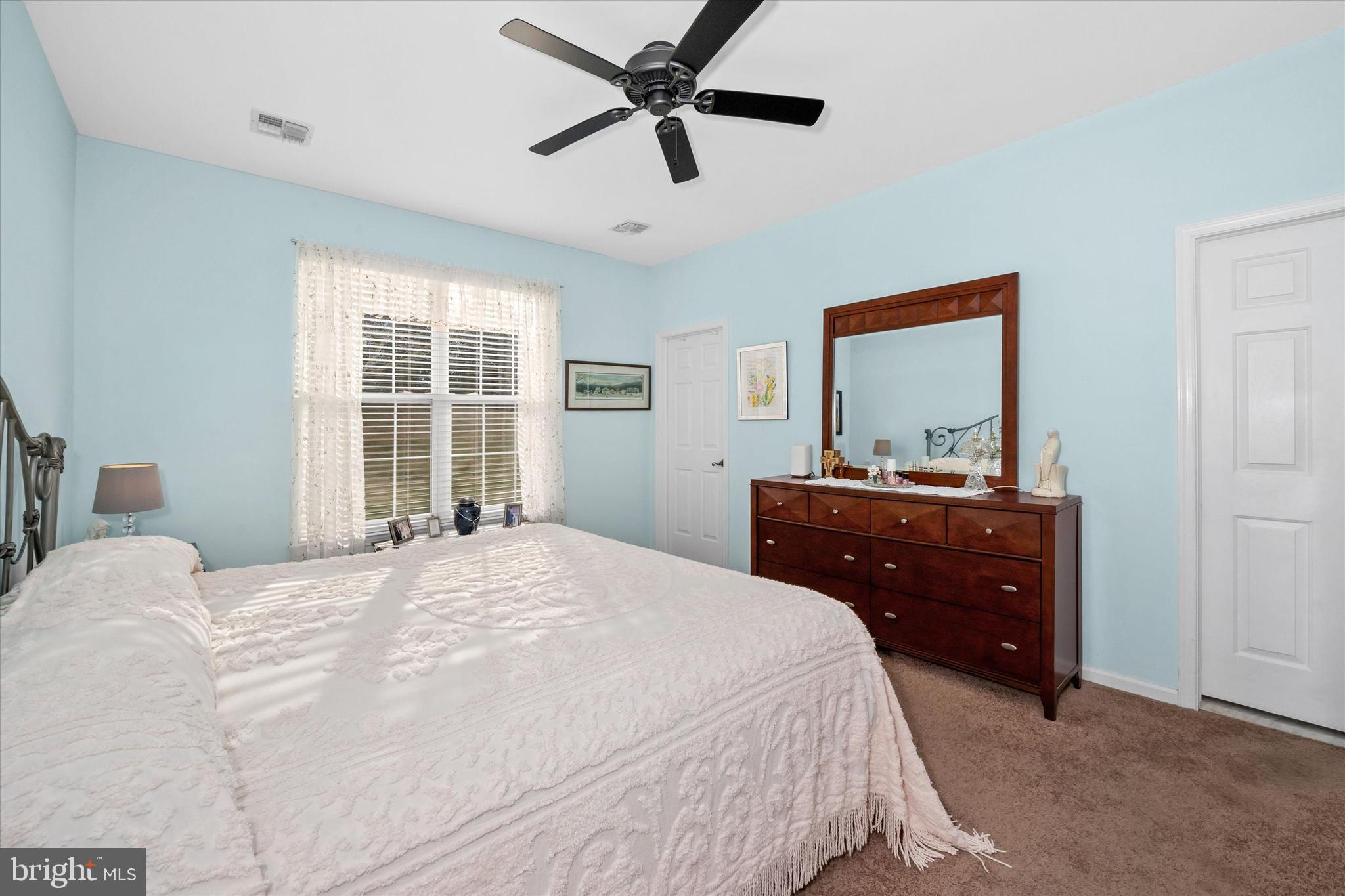 20 Hunters Way Glen Mills, PA 19342 - Photo 19 of 36 a bedroom with a bed and a dresser