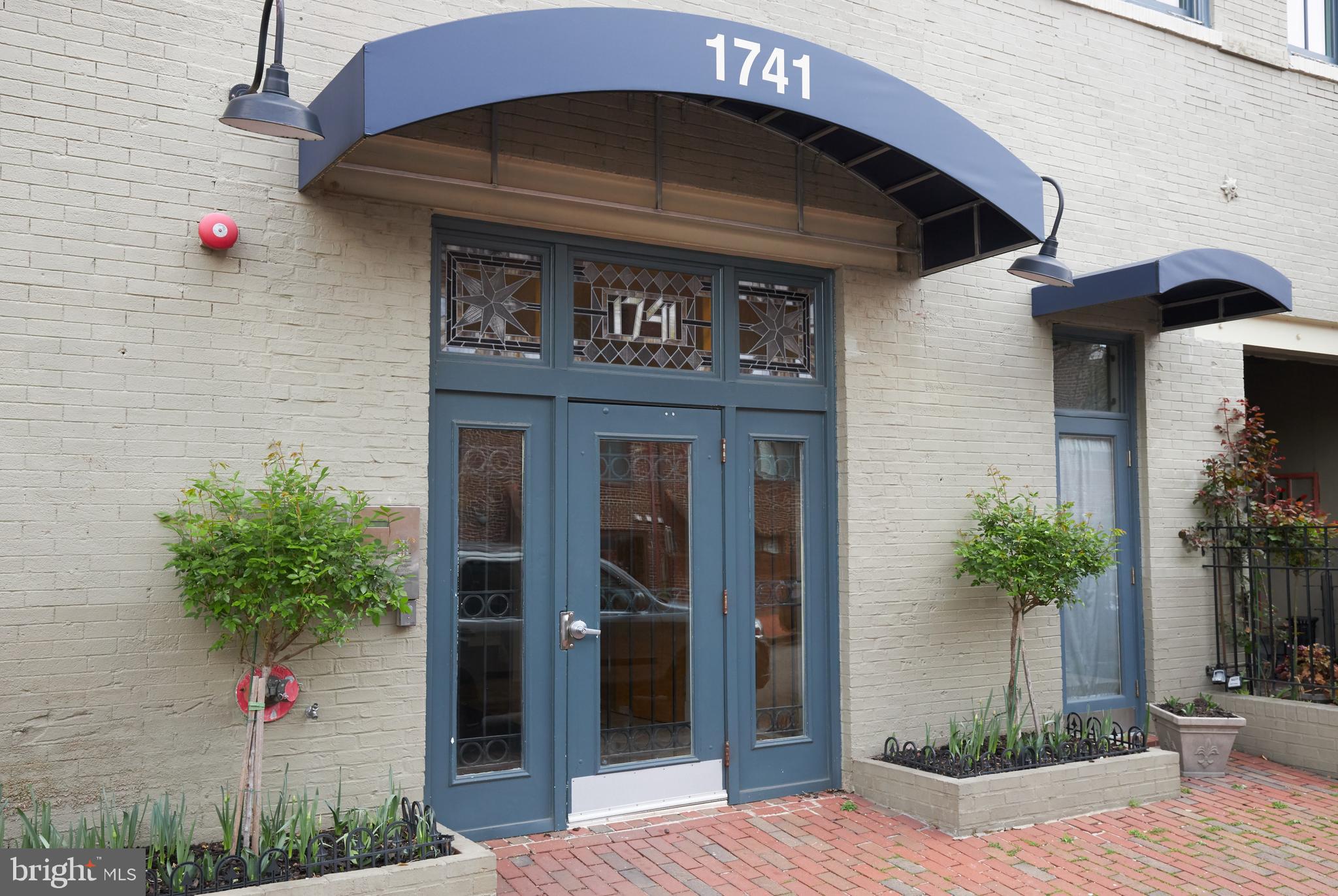 1741 Johnson Avenue Northwest, Unit 201 Washington, DC 20009 - Photo 28 of 29