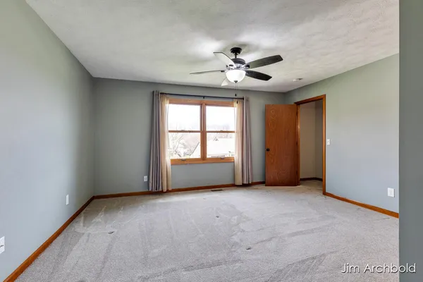 $465,000 | 2927 Valley Avenue Northwest, Grand Rapids, MI 49544