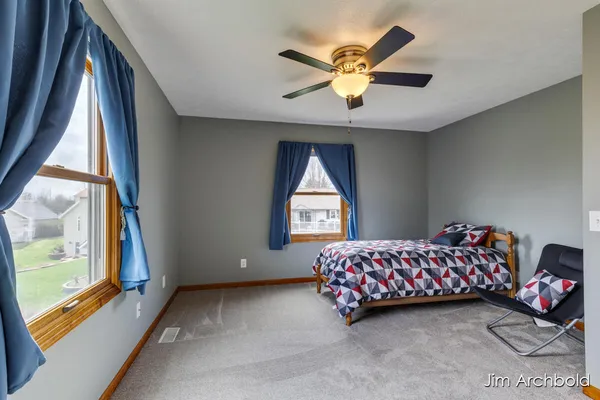 $465,000 | 2927 Valley Avenue Northwest, Grand Rapids, MI 49544