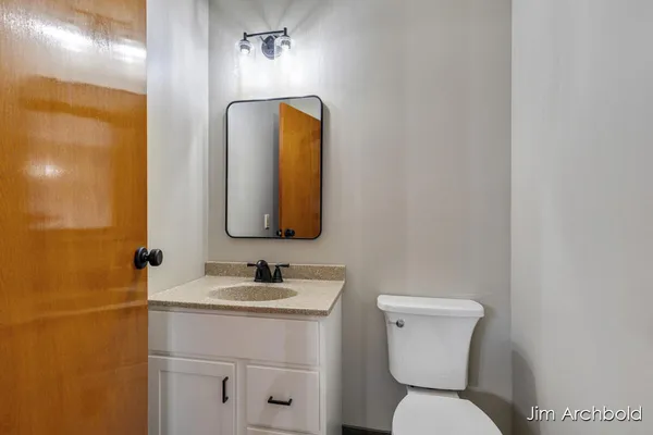 $465,000 | 2927 Valley Avenue Northwest, Grand Rapids, MI 49544