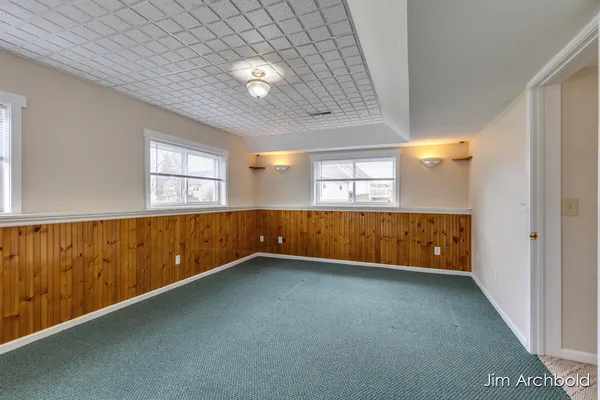 $465,000 | 2927 Valley Avenue Northwest, Grand Rapids, MI 49544