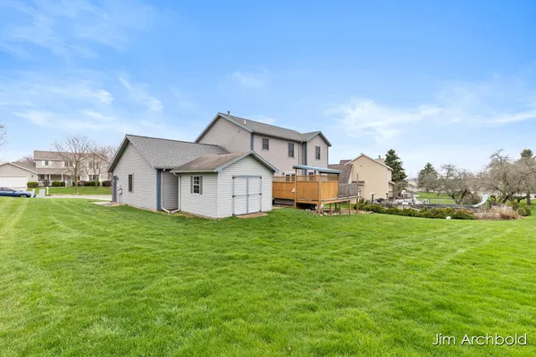 $465,000 | 2927 Valley Avenue Northwest, Grand Rapids, MI 49544