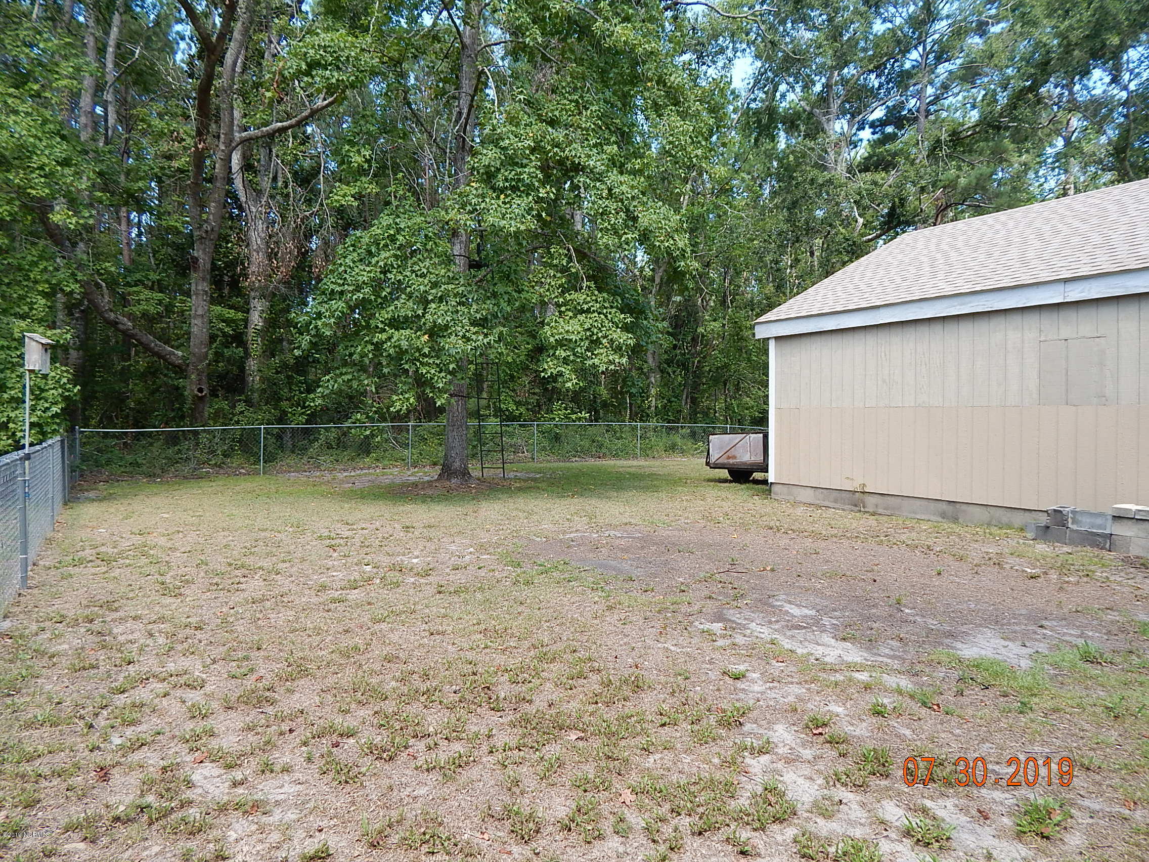 135 Oak Grove Road Newport, NC 28570 - Photo 29 of 36 DSCN1635