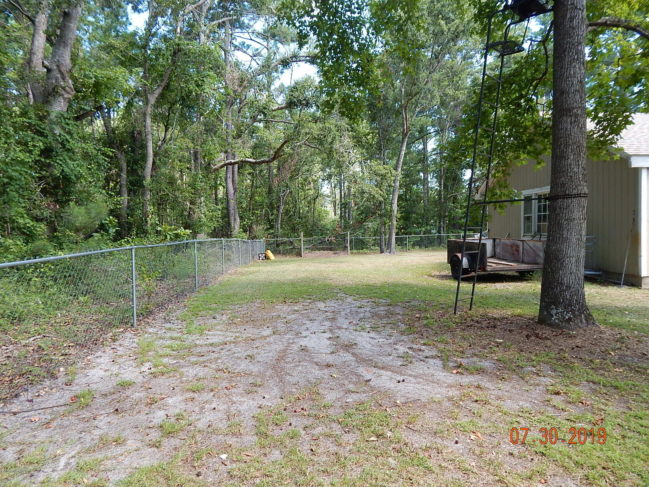 135 Oak Grove Road Newport, NC 28570 - Photo 30 of 36 DSCN1636