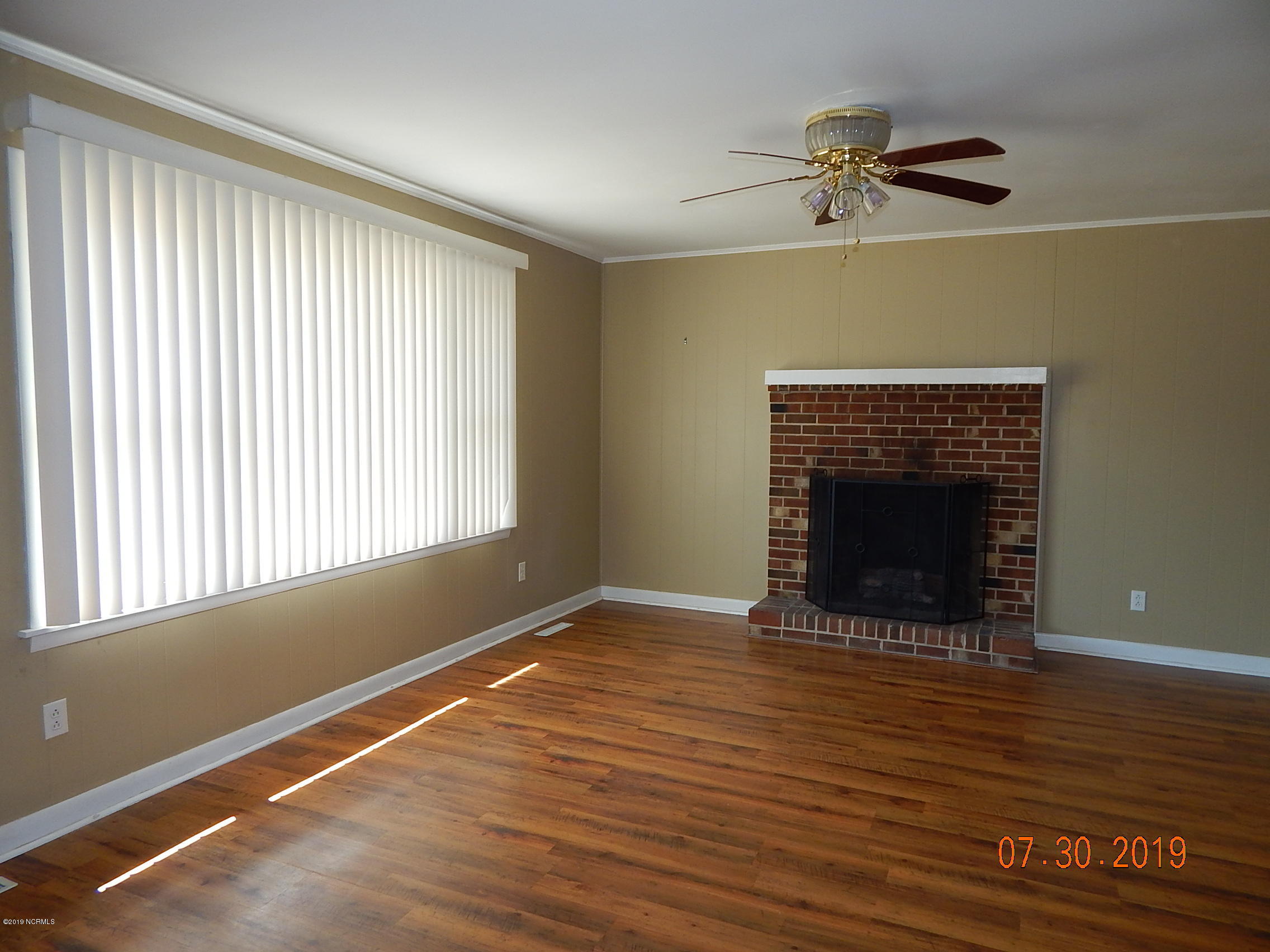 135 Oak Grove Road Newport, NC 28570 - Photo 9 of 36 DSCN1622