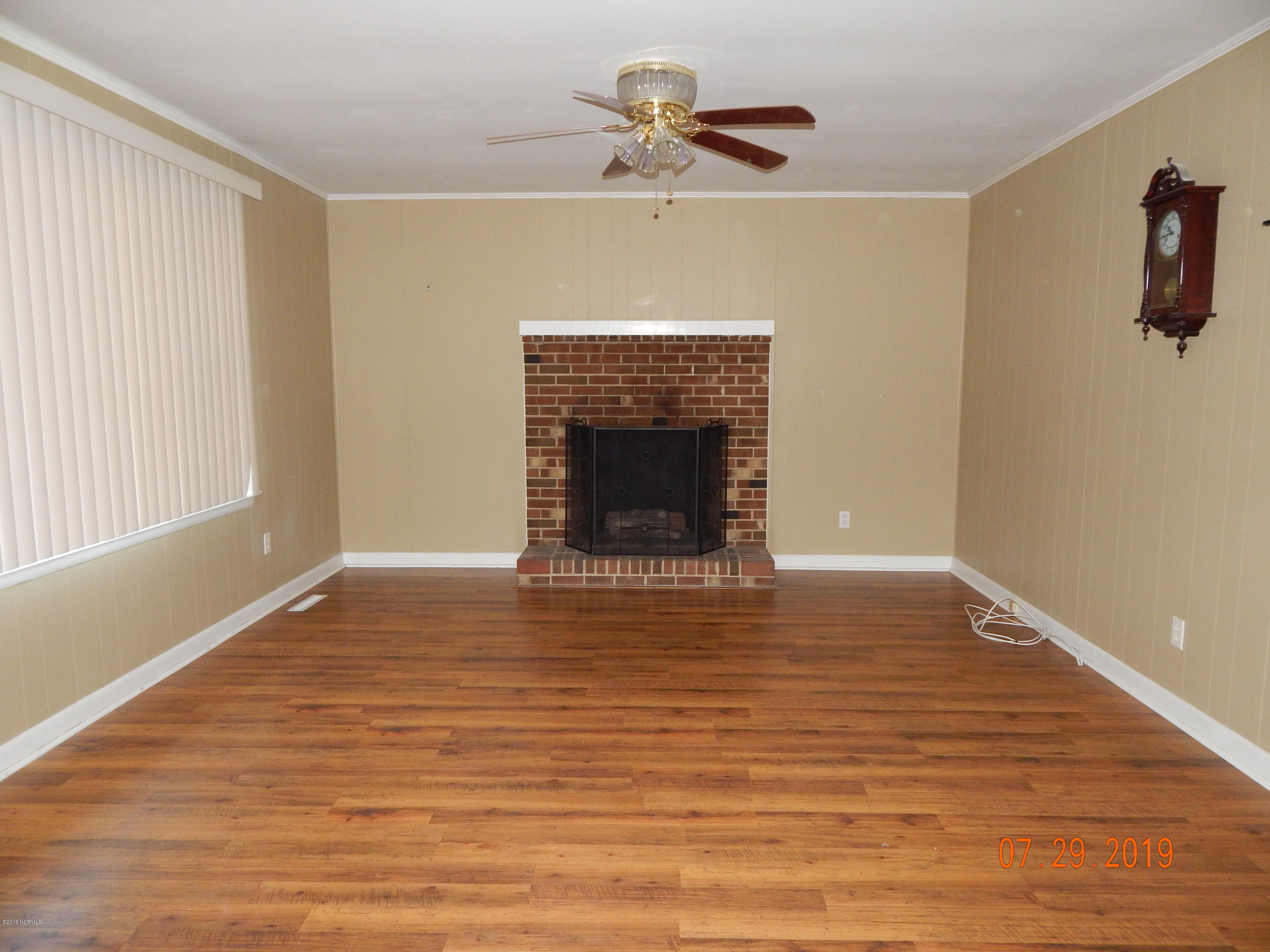 135 Oak Grove Road Newport, NC 28570 - Photo 10 of 36 DSCN1575