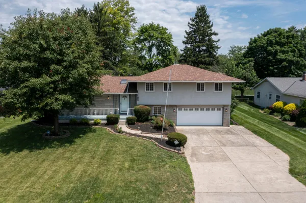 $385,000 | 2690 Burnaby Drive, Columbus, OH 43209