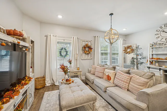 $405,000 | 2260 Belle Crk Way, Nashville, TN 37221