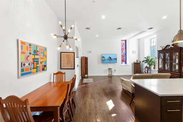 $5,750 | 304 Pavonia Avenue, Unit 102A, Jersey City, NJ 07302