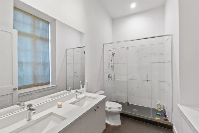 $5,750 | 304 Pavonia Avenue, Unit 102A, Jersey City, NJ 07302