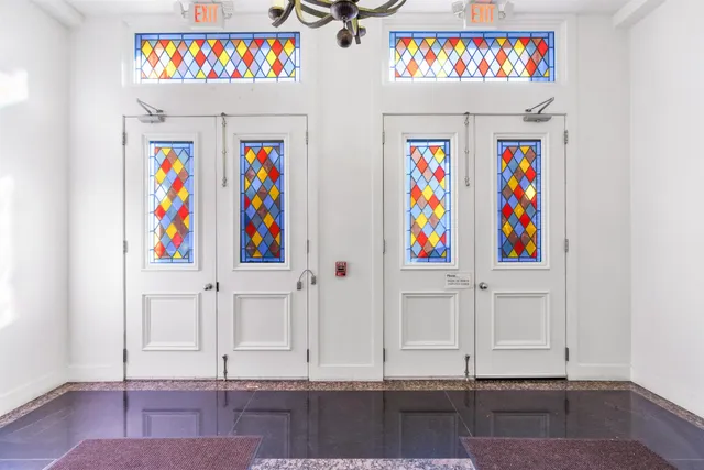 $5,750 | 304 Pavonia Avenue, Unit 102A, Jersey City, NJ 07302